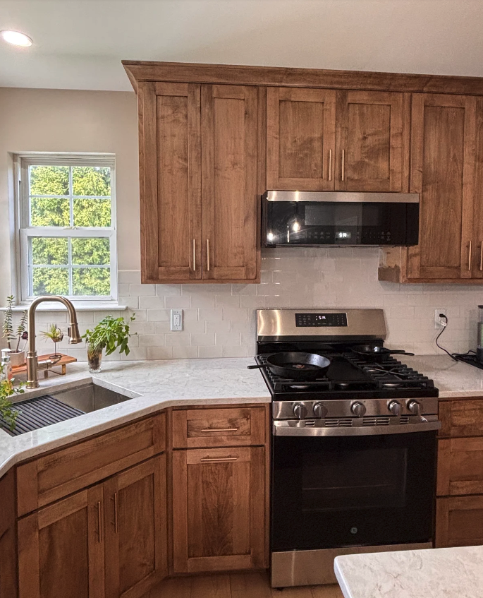 Amish Hands Custom Cabinetry Image